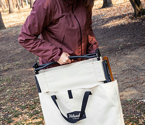 収納もコンパクトで取り出しやすいトート型