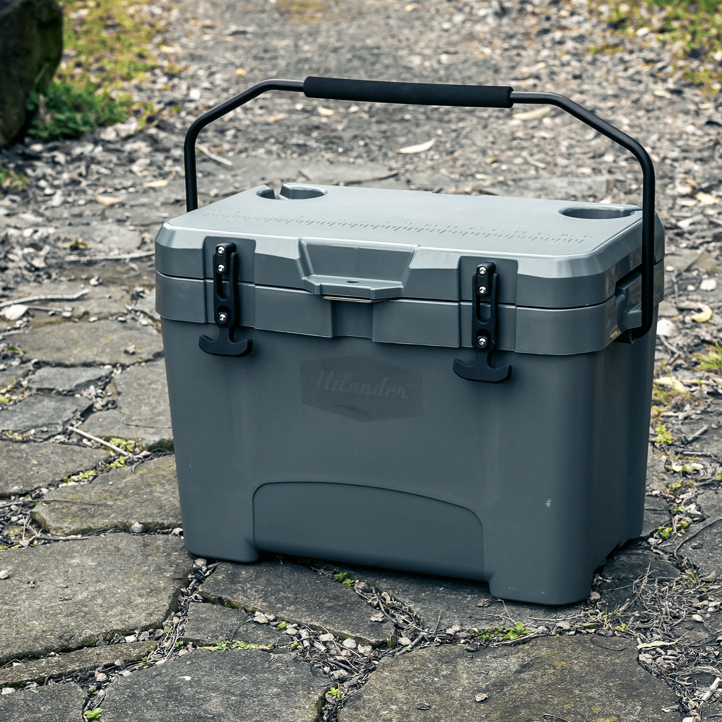ハイランドクーラーボックス　２５Ｌ　クーラーＢＯＸ　ハード【１年保証】【発送予定1～2日】