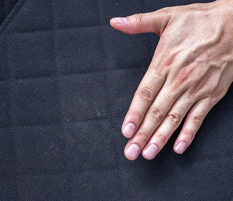 軽微な汚れは払い落とすだけでOK
