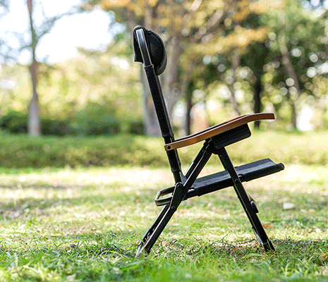 リクライニング角度は、利用シーンに合わせて4段階のポジションに変更可能