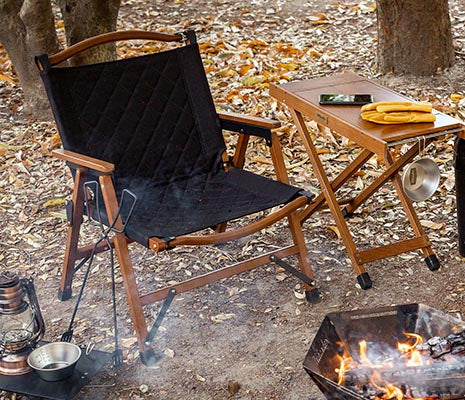 本体生地には肌触りが良く火の粉に強いコットン生地採用