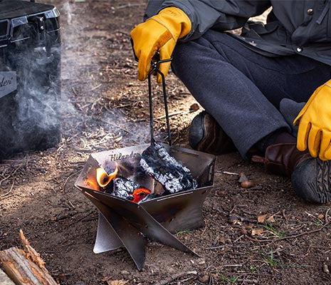 ソロにピッタリサイズのミニ焚き火台