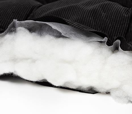 厚み最大10cm、中綿たっぷり600g