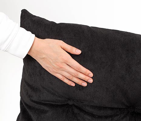 柔らかな質感のコーデュロイ生地（※難燃加工は施しておりません）